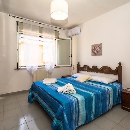 Sardinia-Holiday Casa Pesce Palla Ла-Маддалена Екстер'єр фото